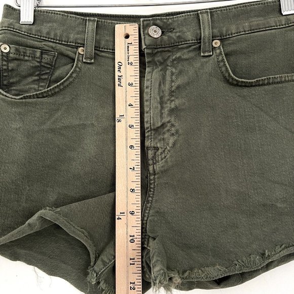 7 For All Mankind Size 28 Olive Army Green Shorts Frayed Mid- Rise - Picture 6 of 10
